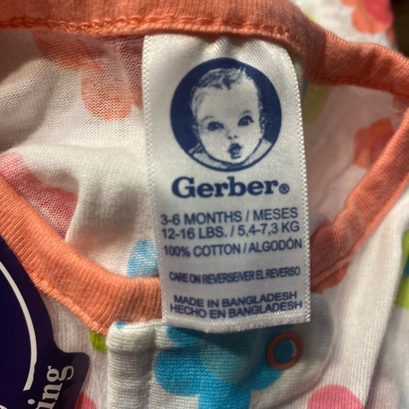 Gerber
100% COTTON  baby girl onesie - Picture 3 of 4